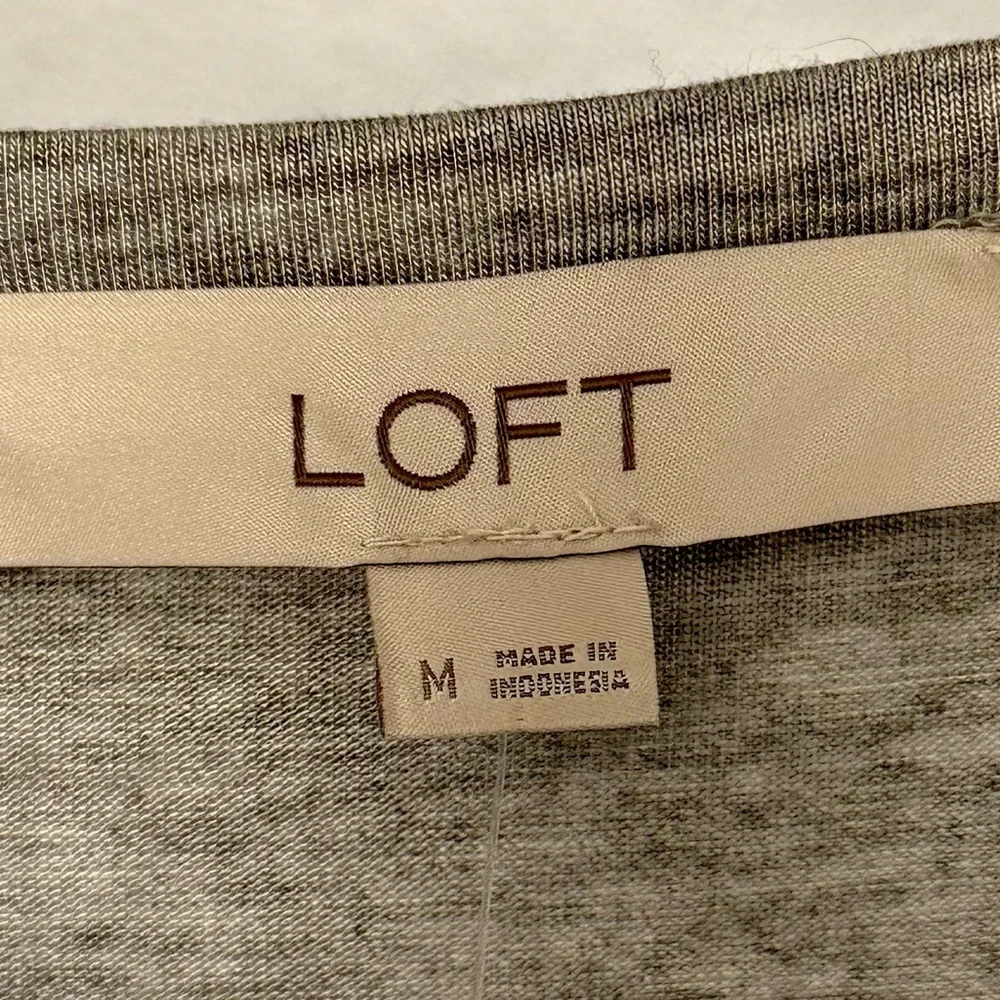 LOFT Long Sleeve Scoop Neck Rayon Tee Grey Heather Sz M‎